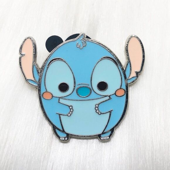 🔮 5/$25 Disney Lilo And Stitch Ufufy Pin - Picture 1 of 3